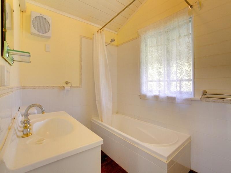 116 Francis Street, West End QLD 4810