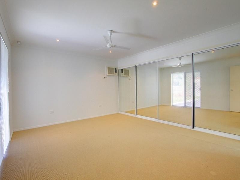 11 Scholars Place, Douglas QLD 4814