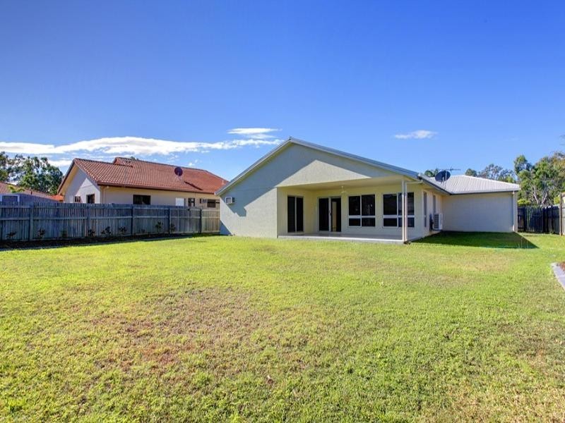 11 Scholars Place, Douglas QLD 4814