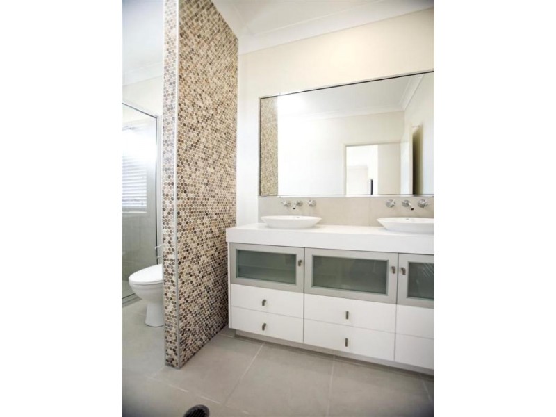 22 Dunlop Street, Kelso QLD 4815