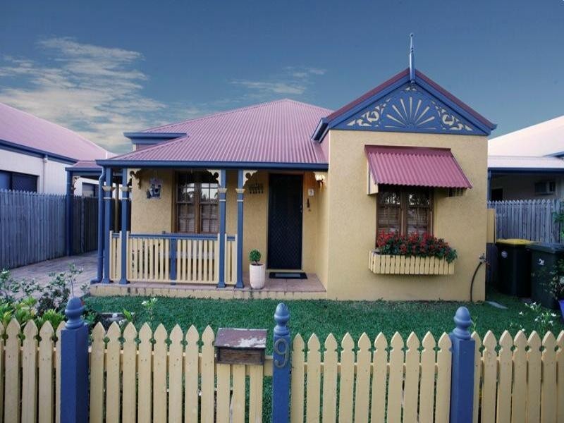 9 Jayella Close, Kirwan QLD 4817