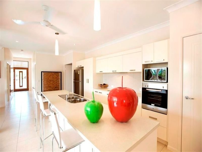 24 Dunlop Street, Kelso QLD 4815