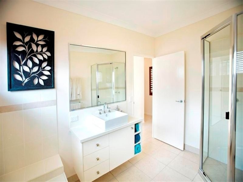 24 Dunlop Street, Kelso QLD 4815