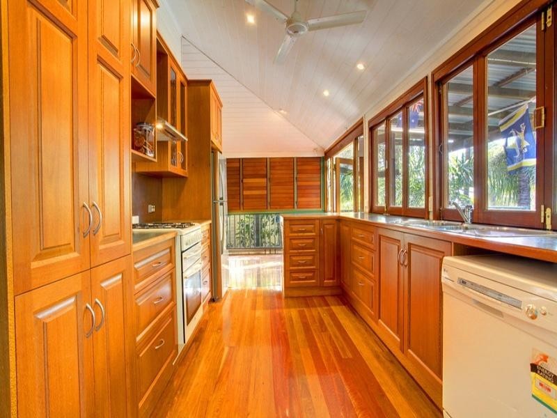 12 Fourth Avenue, South Townsville QLD 4810