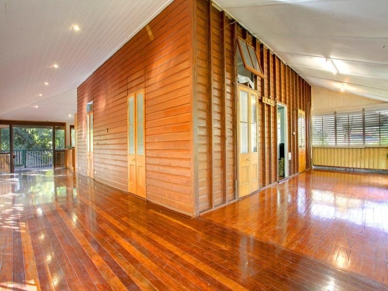 12 Fourth Avenue, South Townsville QLD 4810