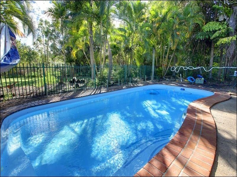 10 Homestead Court, Bluewater QLD 4818