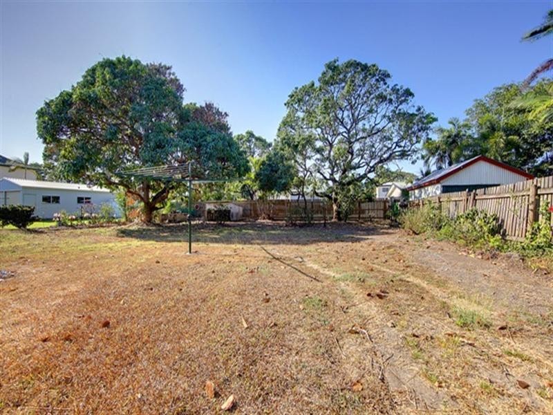 14 Gleeson Street, Hermit Park QLD 4812