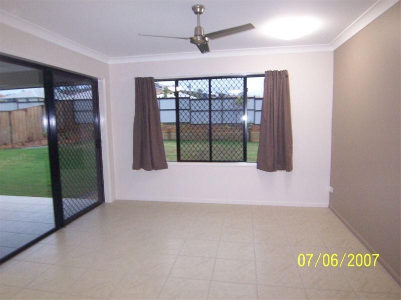 4 Mentmore Court, Bushland Beach QLD 4818