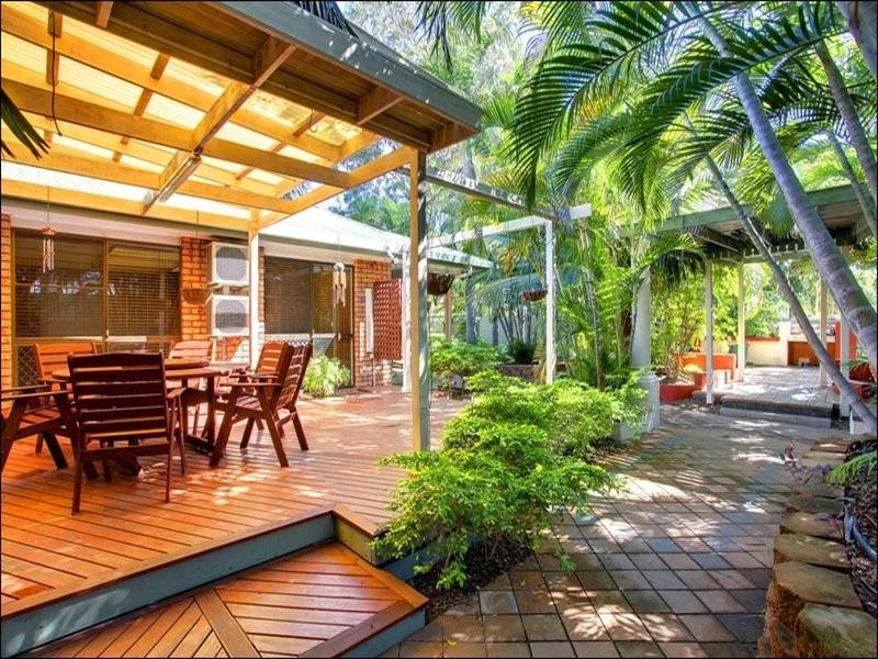 16 Hillgrove Court, Bushland Beach QLD 4818