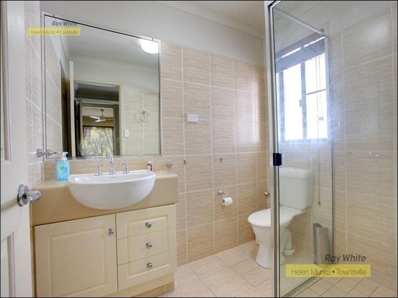 16 Hillgrove Court, Bushland Beach QLD 4818