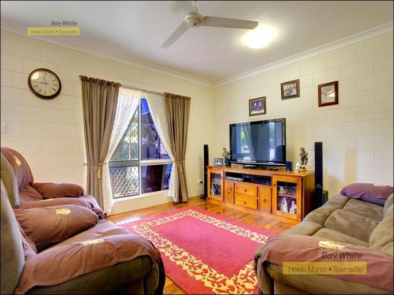 2 Faulkner Street, Burdell QLD 4818