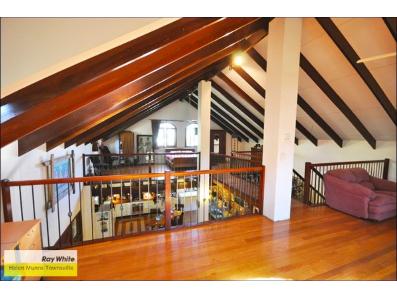 55 Apjohn Street, Magnetic Island QLD 4819