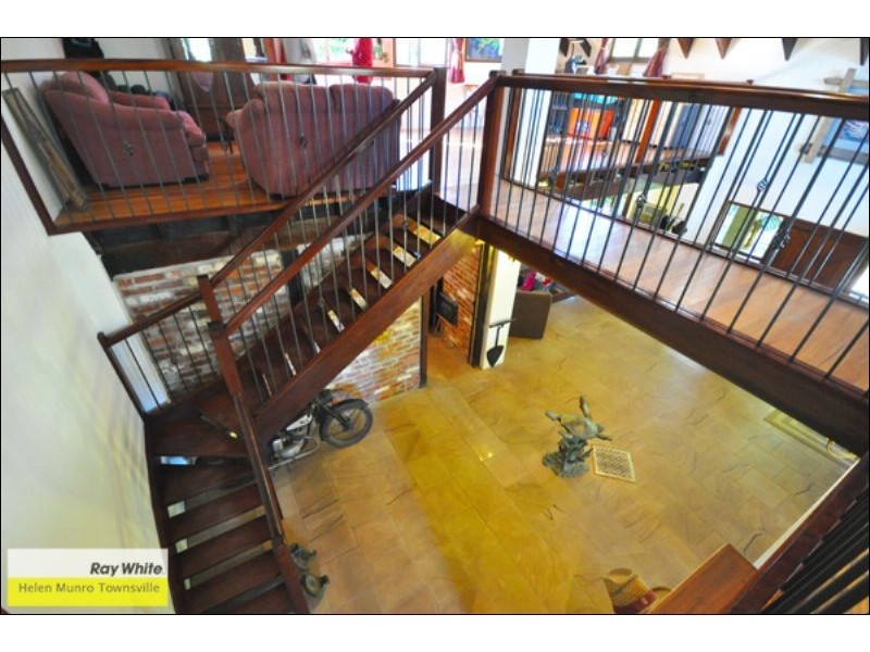 55 Apjohn Street, Magnetic Island QLD 4819