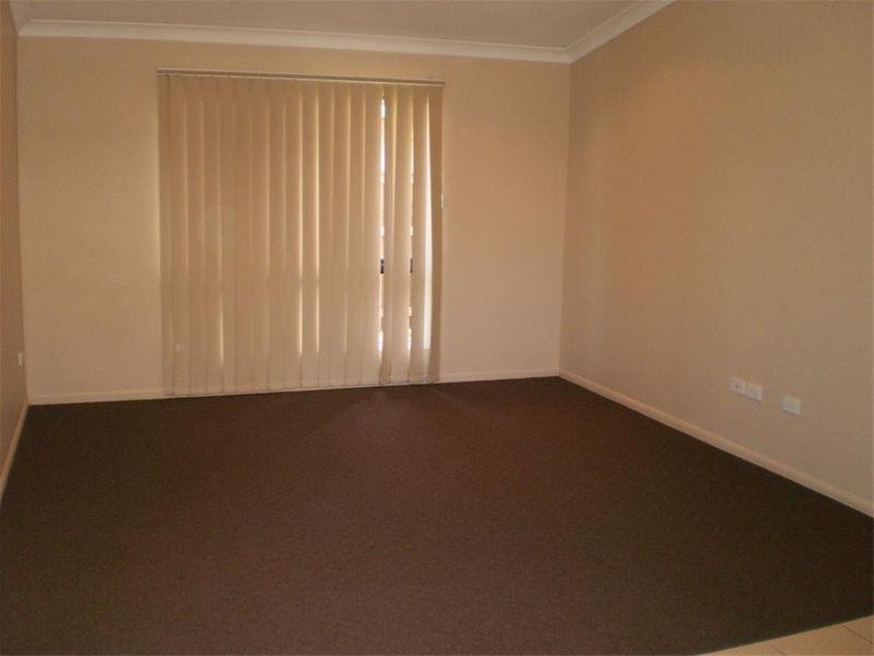 16 Eshelby Street, Bushland Beach QLD 4818