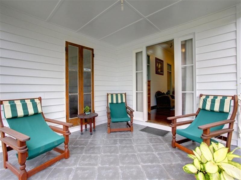 153 Francis Street, West End QLD 4810