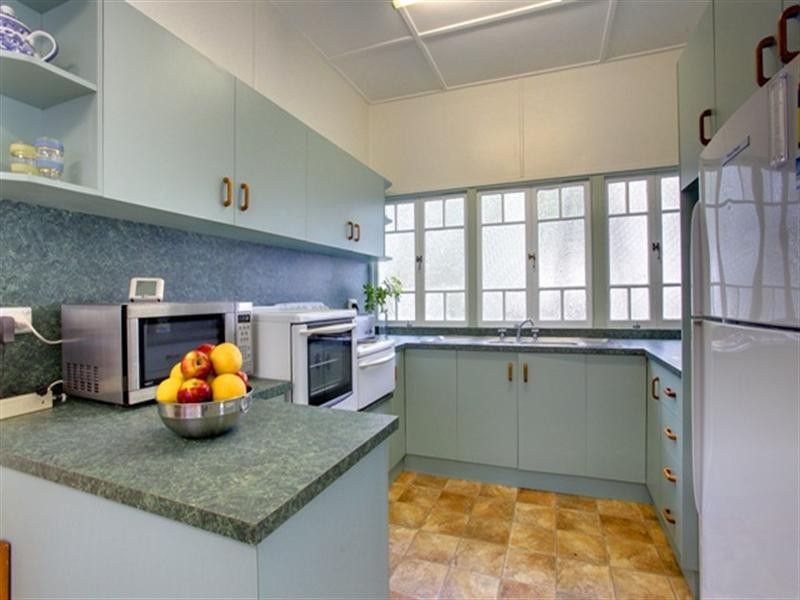 153 Francis Street, West End QLD 4810