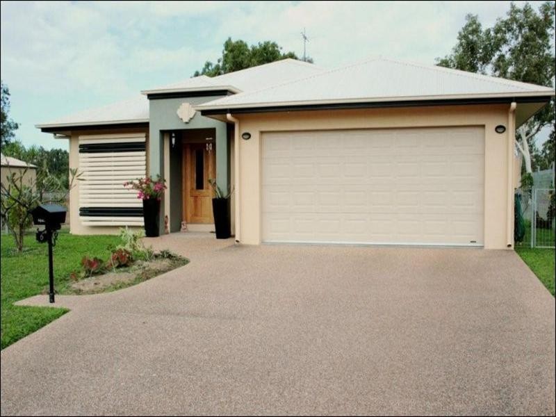 6 Medinah Court, Balgal Beach QLD 4816