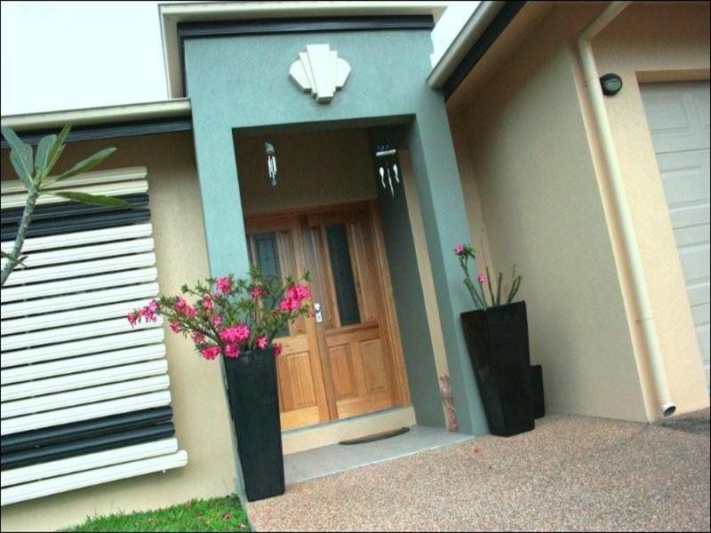 6 Medinah Court, Balgal Beach QLD 4816