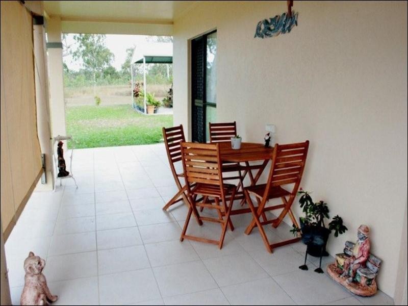 6 Medinah Court, Balgal Beach QLD 4816