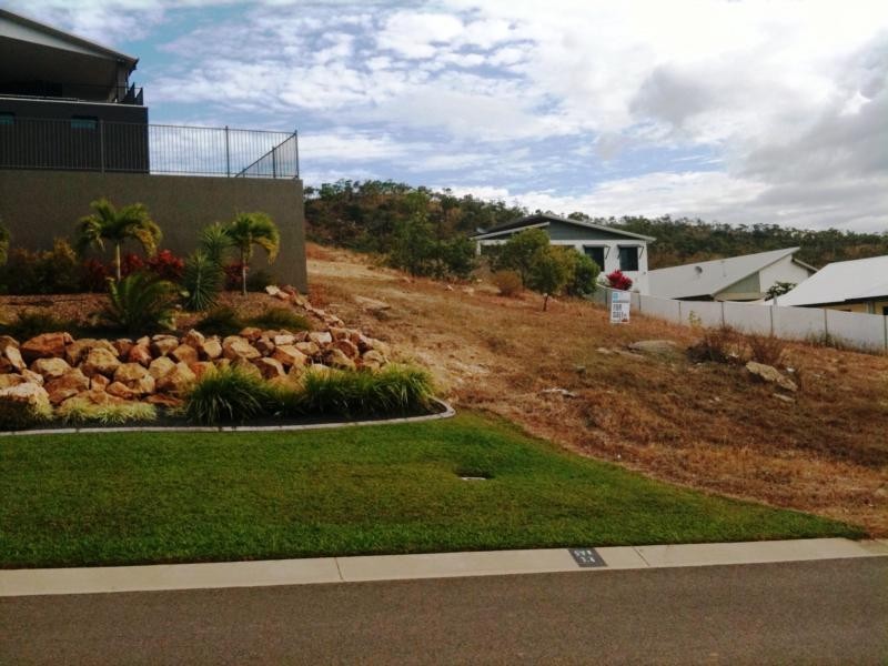 37 Timbury Way, Mount Louisa QLD 4814