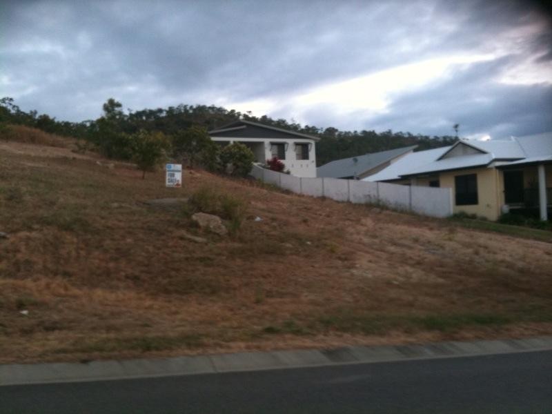 37 Timbury Way, Mount Louisa QLD 4814