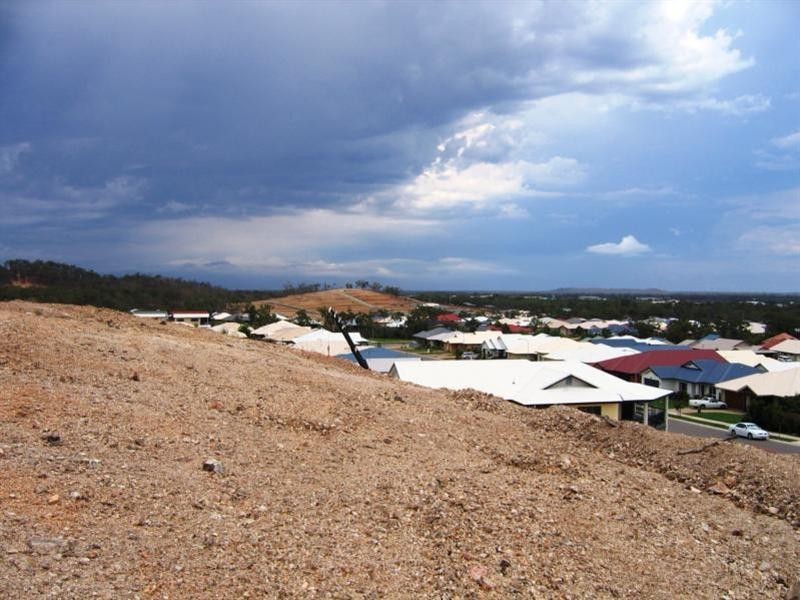 37 Timbury Way, Mount Louisa QLD 4814