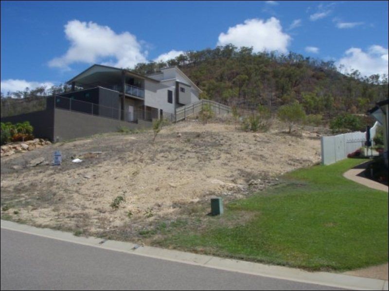 37 Timbury Way, Mount Louisa QLD 4814