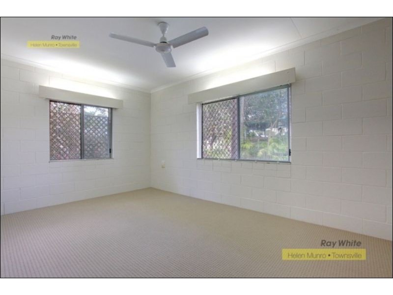 25 Ridley Road, Kirwan QLD 4817