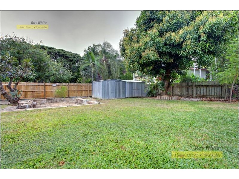 11 Rodney Place, Condon QLD 4815