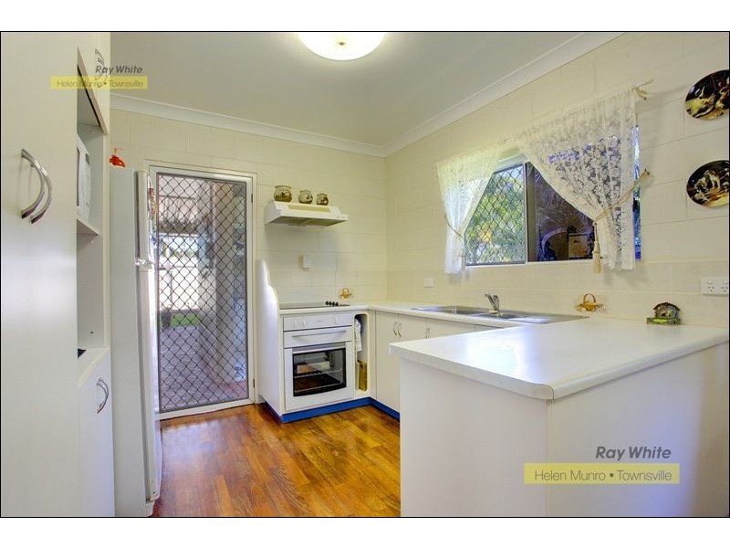 2 Faulkner Street, Burdell QLD 4818