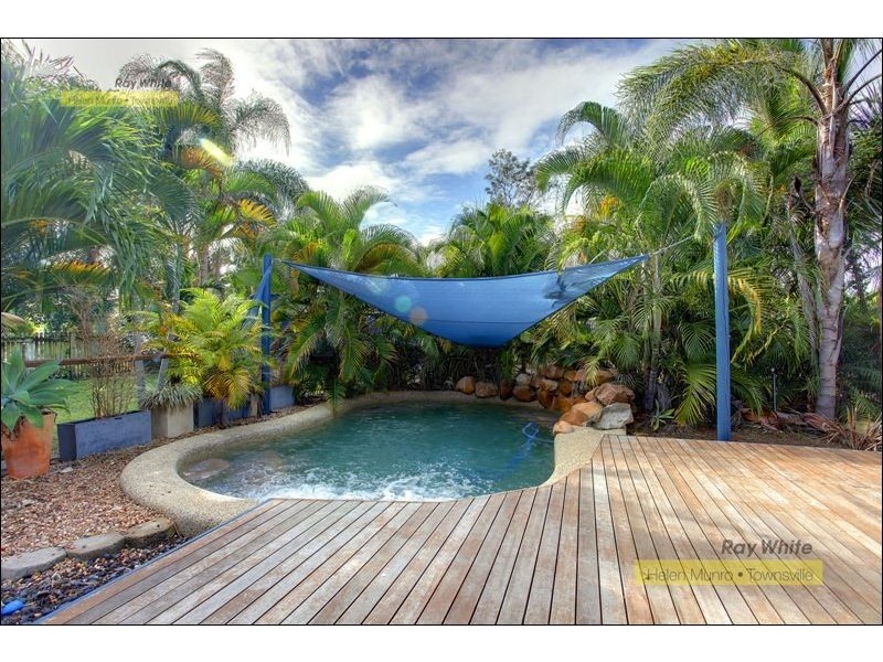 5 Hubert Street, South Townsville QLD 4810