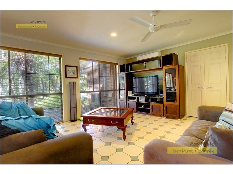 16 Hillgrove Court, Bushland Beach QLD 4818