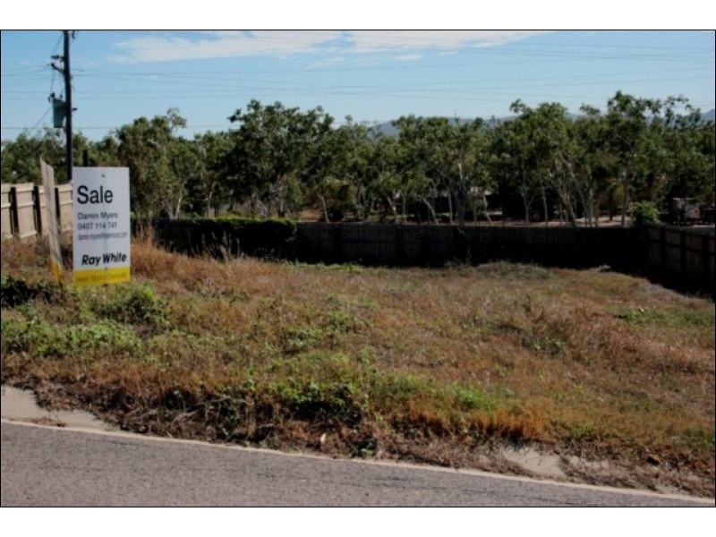 18 Palomar Court, Mount Louisa QLD 4814