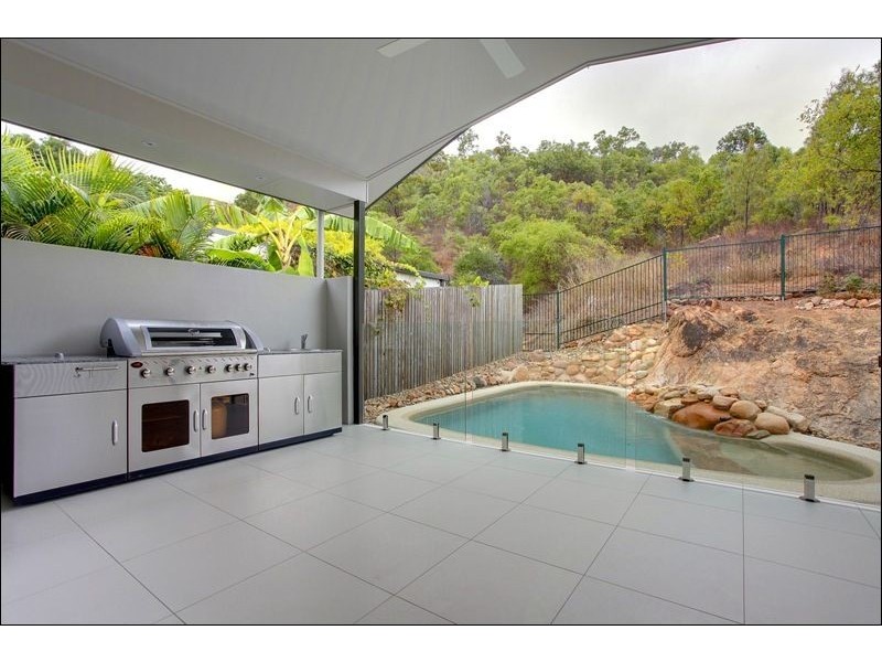 5 Potts Street, Belgian Gardens QLD 4810