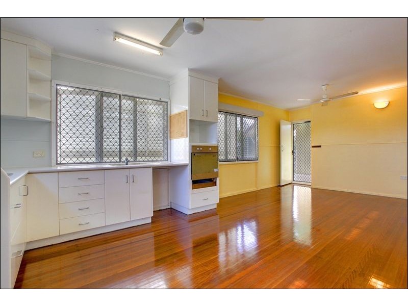 9 Powell Street, Wulguru QLD 4811