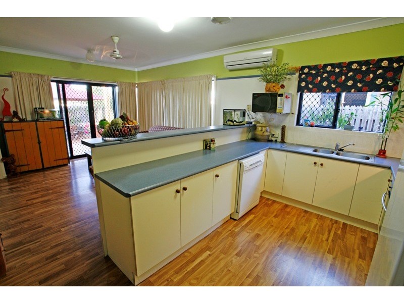 9 Jayella Close, Kirwan QLD 4817