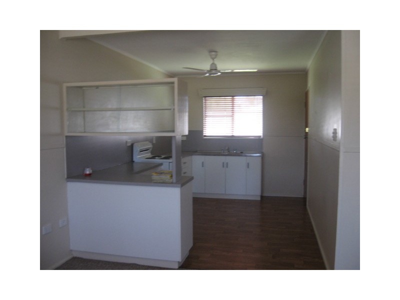 2/3 McDougall Street, Currajong QLD 4812