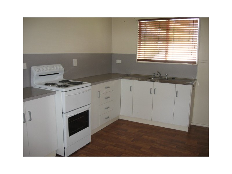 2/3 McDougall Street, Currajong QLD 4812