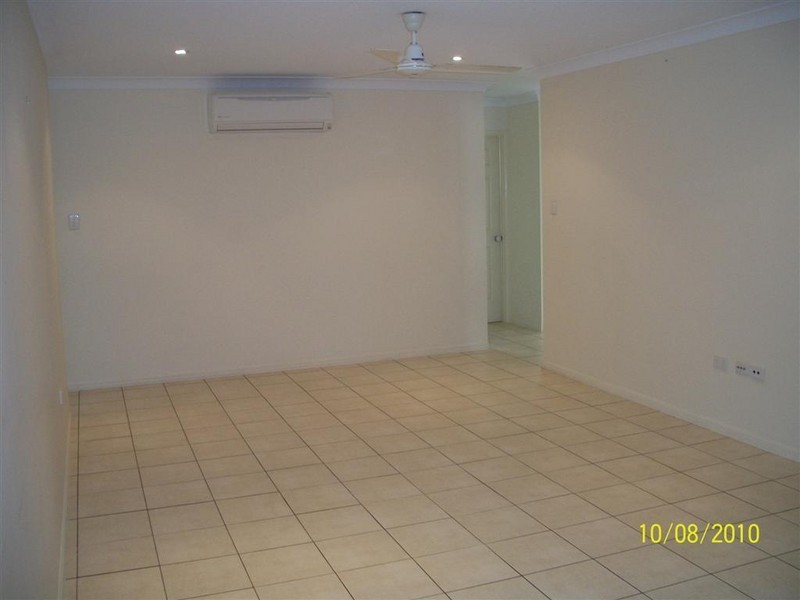 10 Perisher Court, Mount Louisa QLD 4814