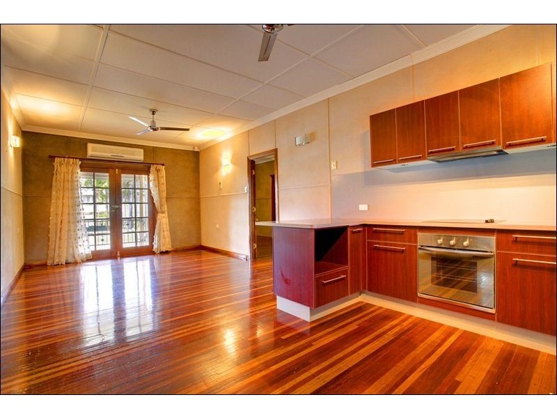 41 Park Street, Pimlico QLD 4812