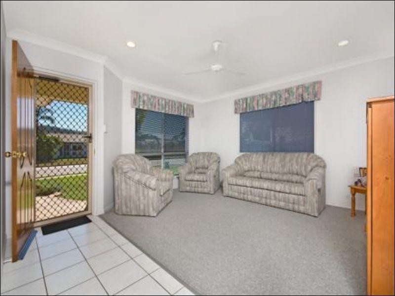 35 Greenwood Drive, Kirwan QLD 4817