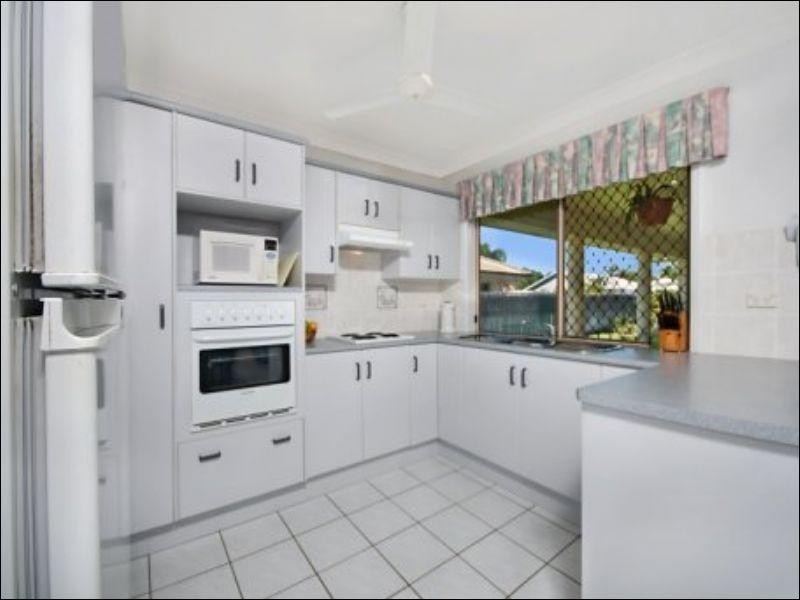 35 Greenwood Drive, Kirwan QLD 4817