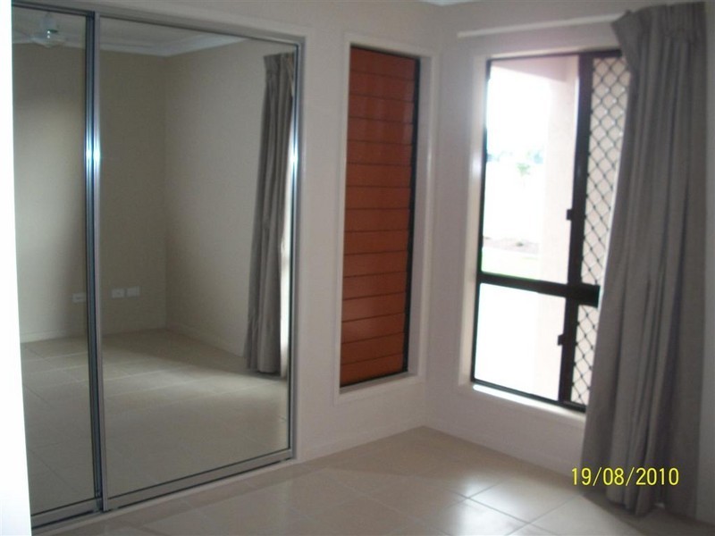 40 Ellsworth Crescent, Mount Louisa QLD 4814