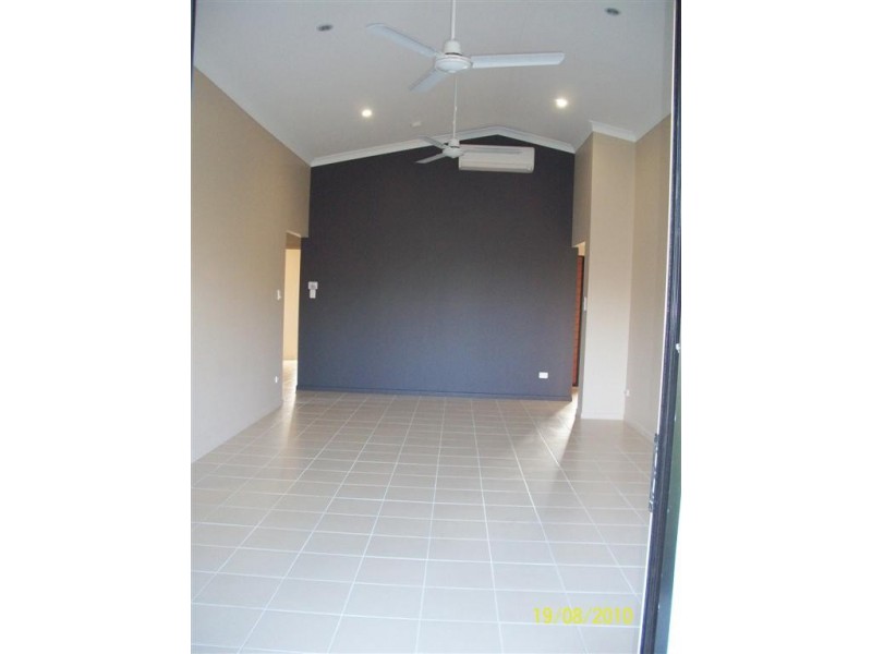 40 Ellsworth Crescent, Mount Louisa QLD 4814