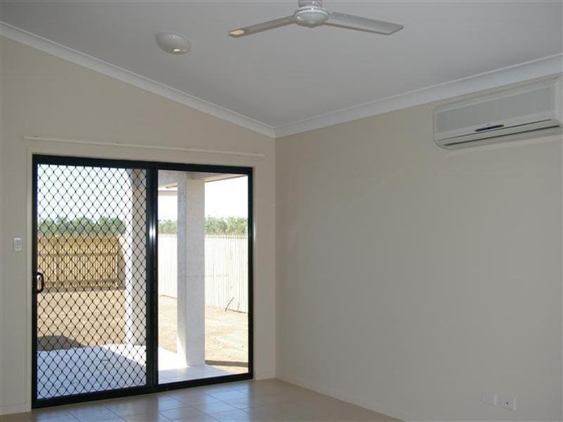 12 Ripon Court, Burdell QLD 4818
