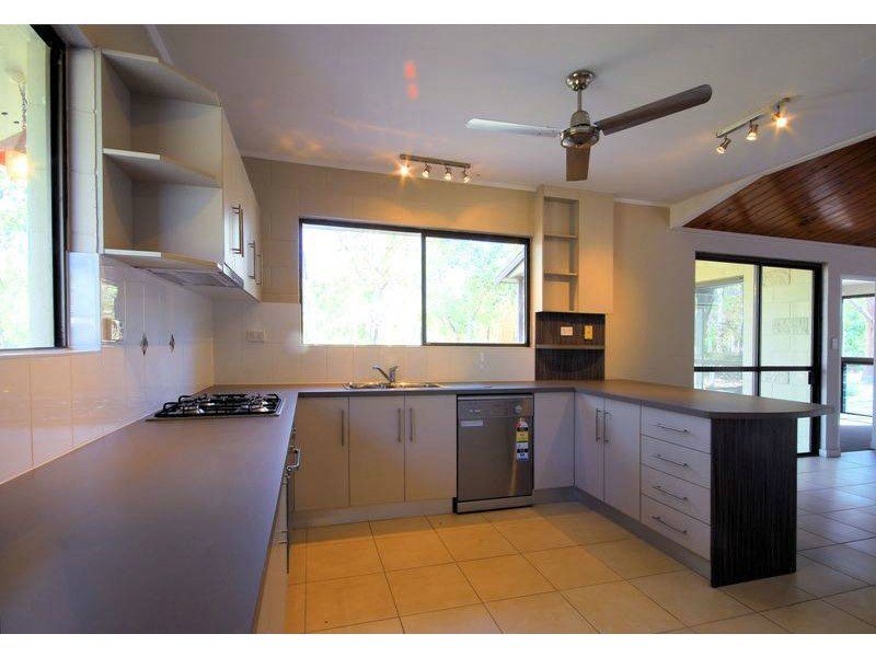 17 Duggan, Alligator Creek QLD 4816