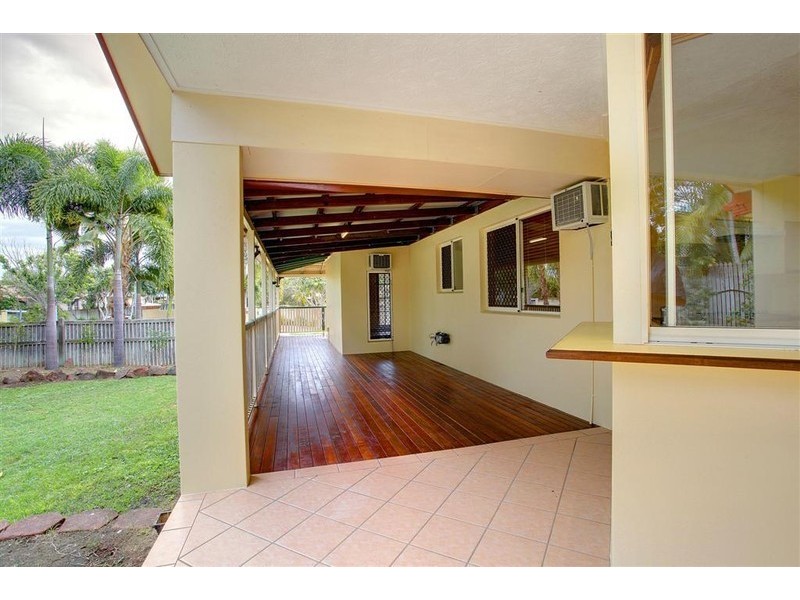 1 Regatta Crescent, Douglas QLD 4814