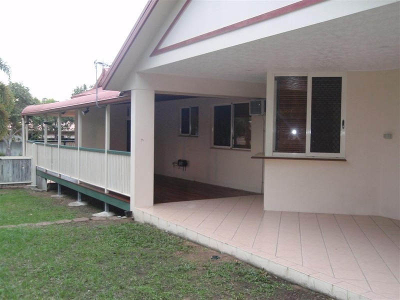 1 Regatta Crescent, Douglas QLD 4814