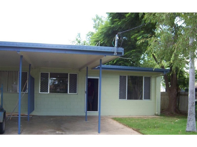 2/43 Peel Street, Garbutt QLD 4814