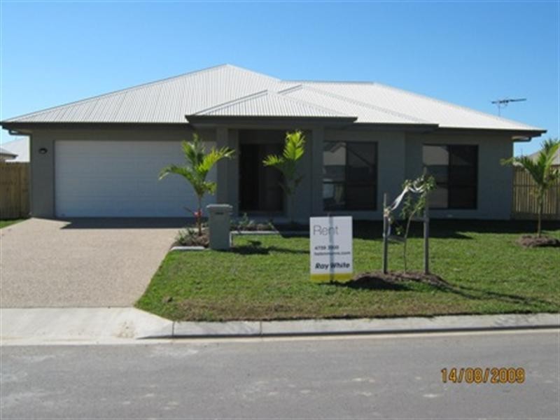 5 Ningaloo Crescent, Burdell QLD 4818